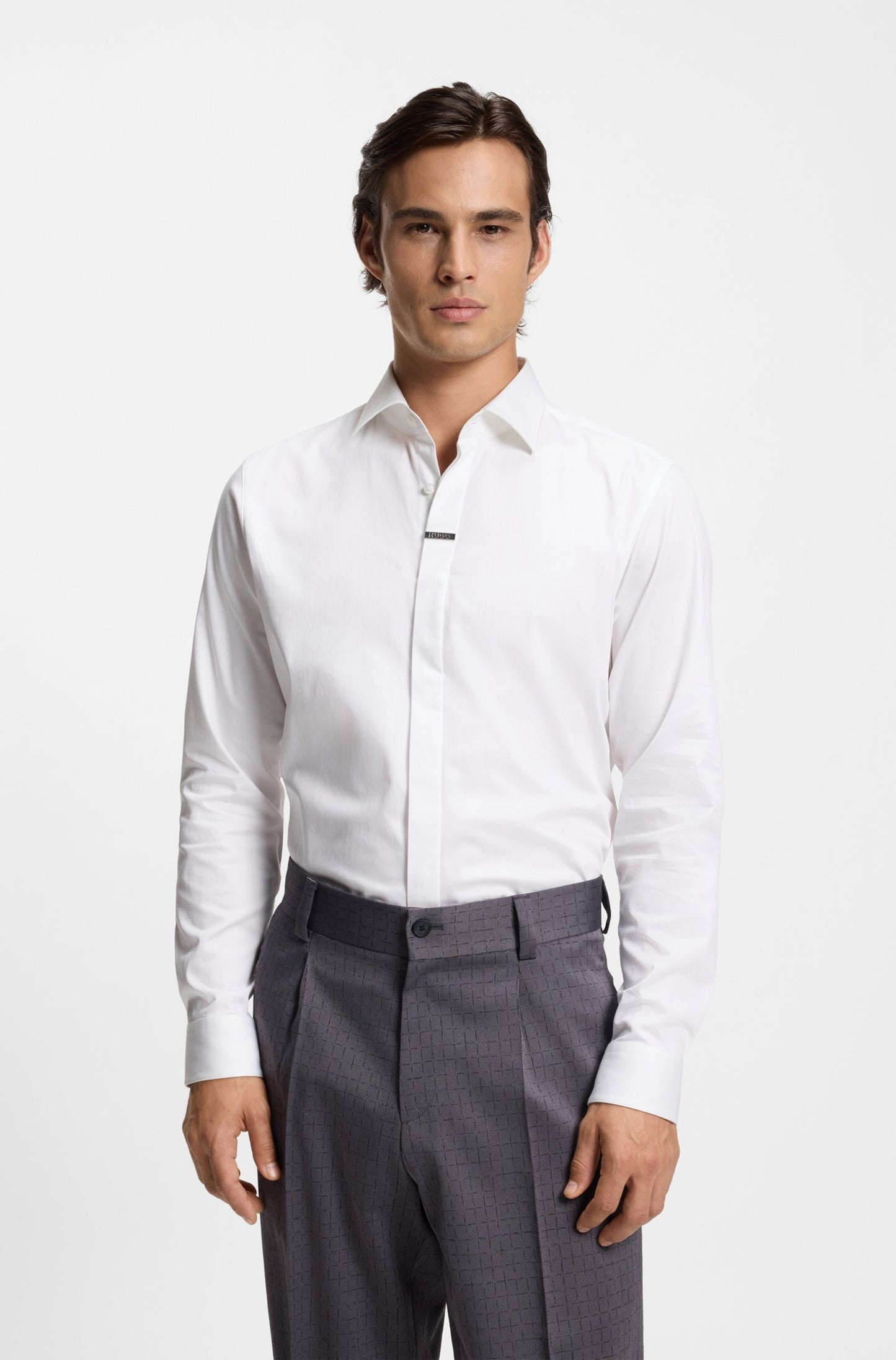 Chemise Slim Modern en coton stretch avec patte de boutonnage invisible