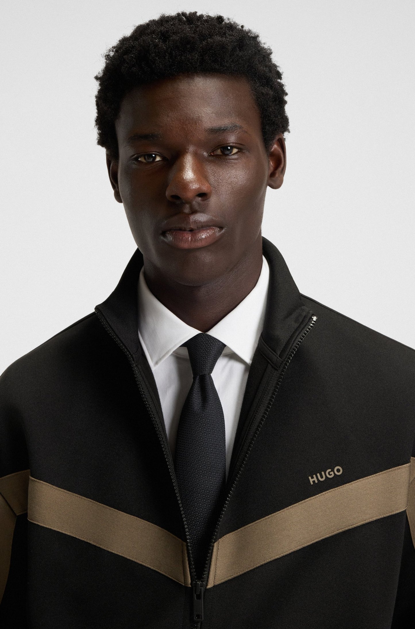 Sweat zippé Relaxed avec bande chevrons