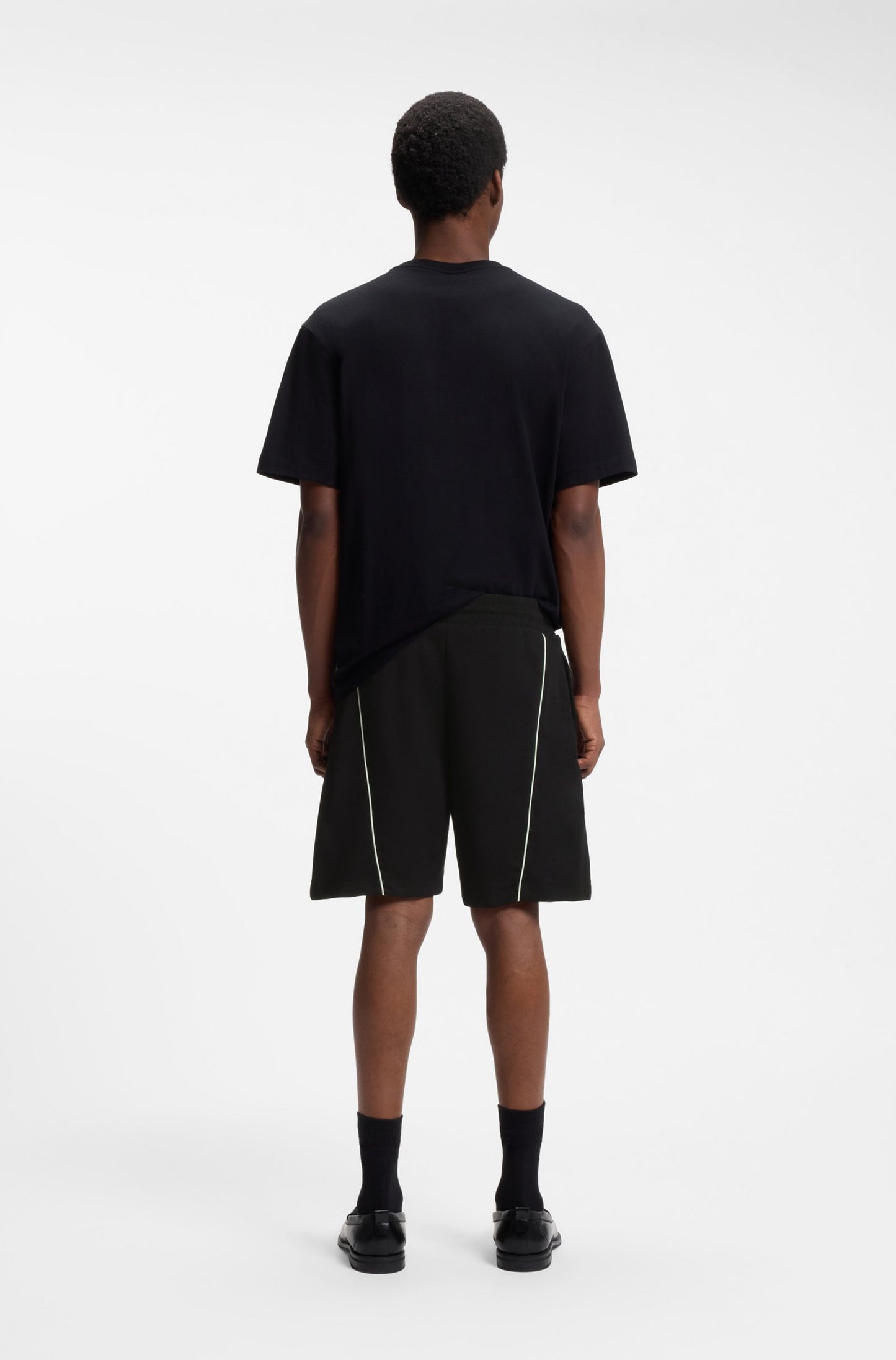 Short en coton mélangé avec logo brodé