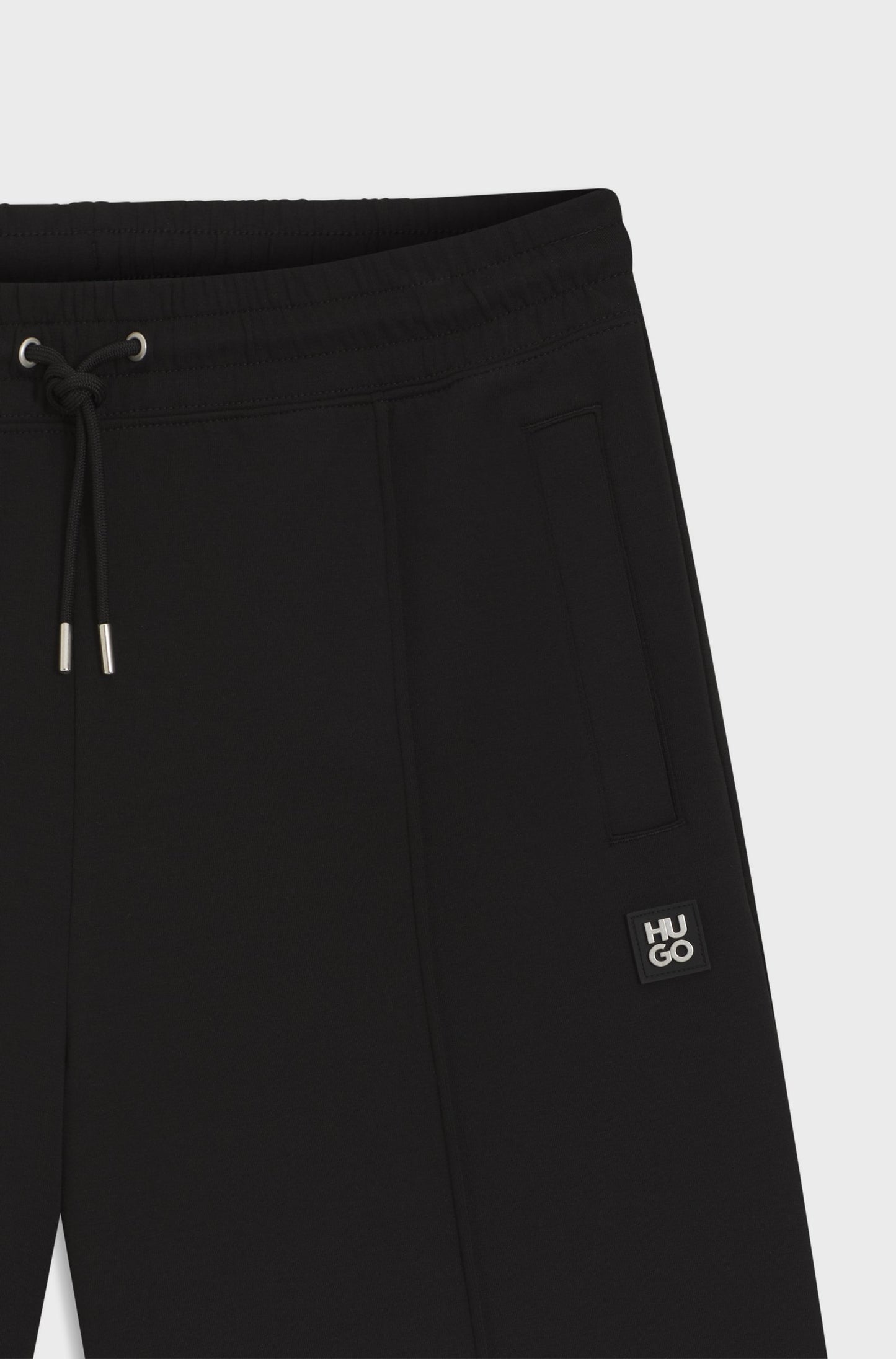 Short en coton mélangé avec garniture logo revisité